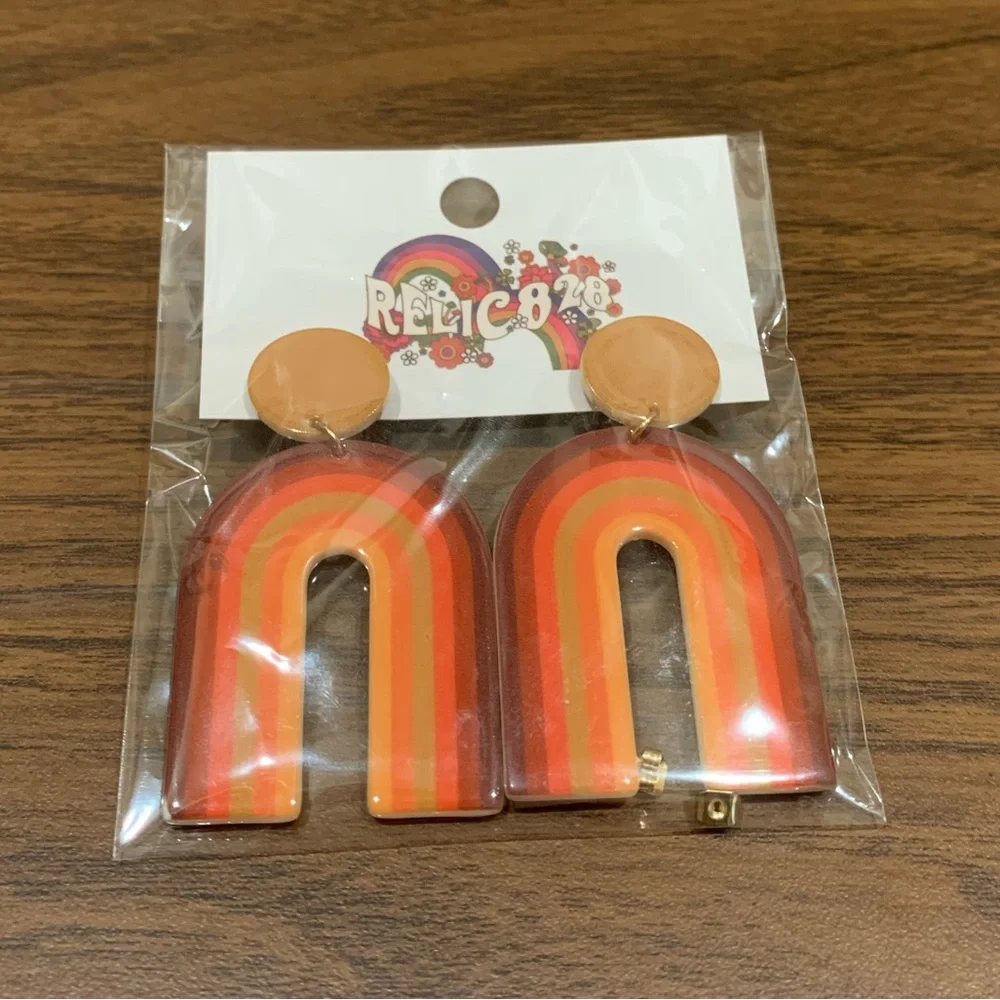 Earrings - Picture 3 of 6